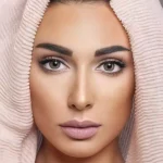 لنز چشم رنگی آناستازیا رنگ شیکاگو بلوند عسلی زیتونی دوردار