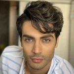 لنز نچرال لا هازل عسلی سبز دوردار