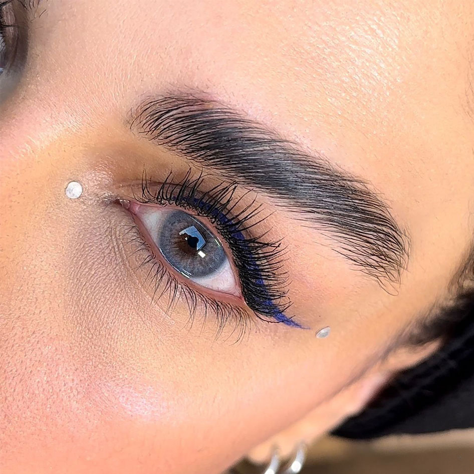 لنز اف ایکس ریحانا