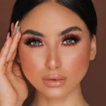 لنز هیپنوس افسانه طوسی با مرکزیت عسلی دور دار