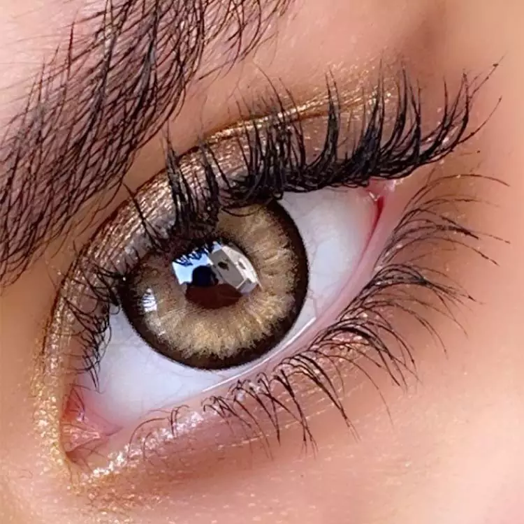 لنز آماندا استار براون