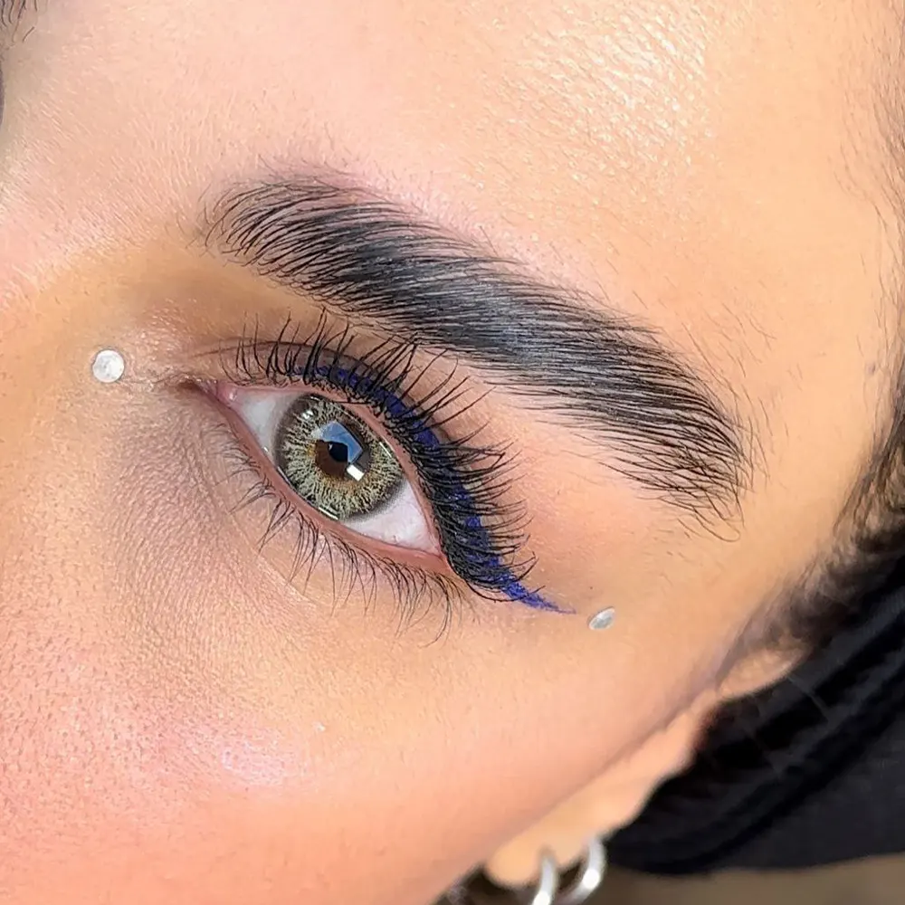 لنز ایفوریا فورستا سبز عسلی دوردار