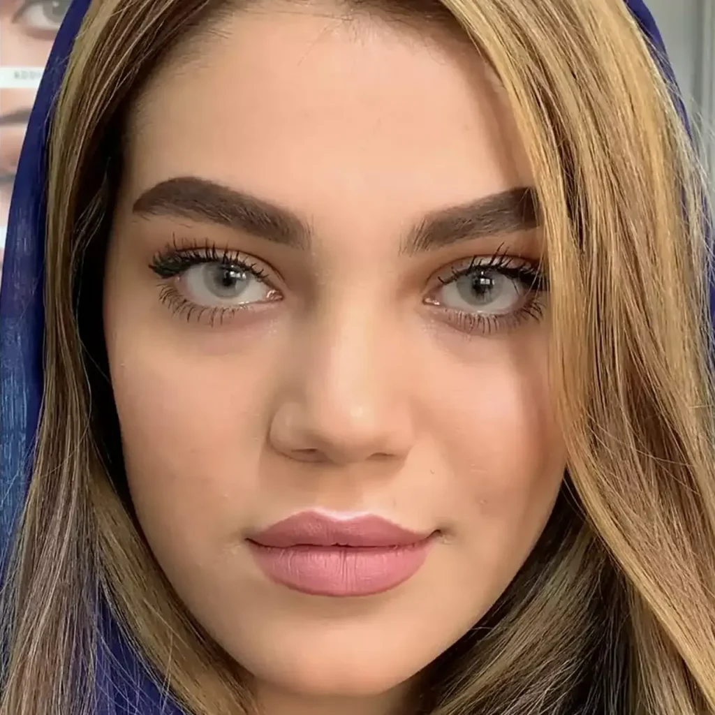 لنز جمستون ایوری کول سبز عسلی بدون دور